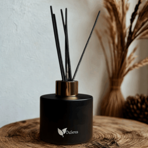 Diffuseur Roseaux noir. Bouteille de 100 ml.